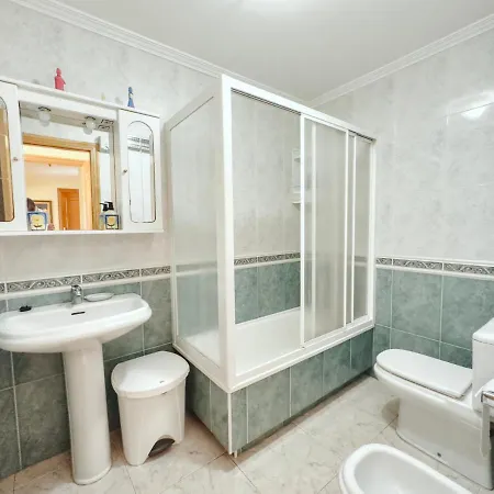 Florida Eme 아파트